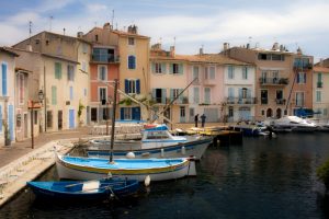 Istres in der Provence hat mehr als 43.000 Einwohner.