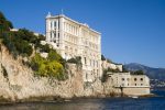 Das Ozeanographische Museum befindet sich auf dem Felsen von Monaco in Monaco-Ville.