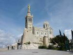 Die Notre-Dame de la Garde ist eine Marien-Wallfahrtskirche in Marseille.