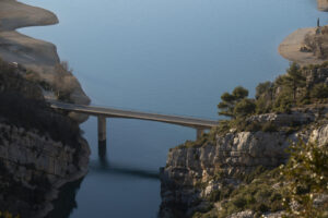 Pont du Galetas zwischen der Verdonschlucht und dem Lac de Sainte-Croix