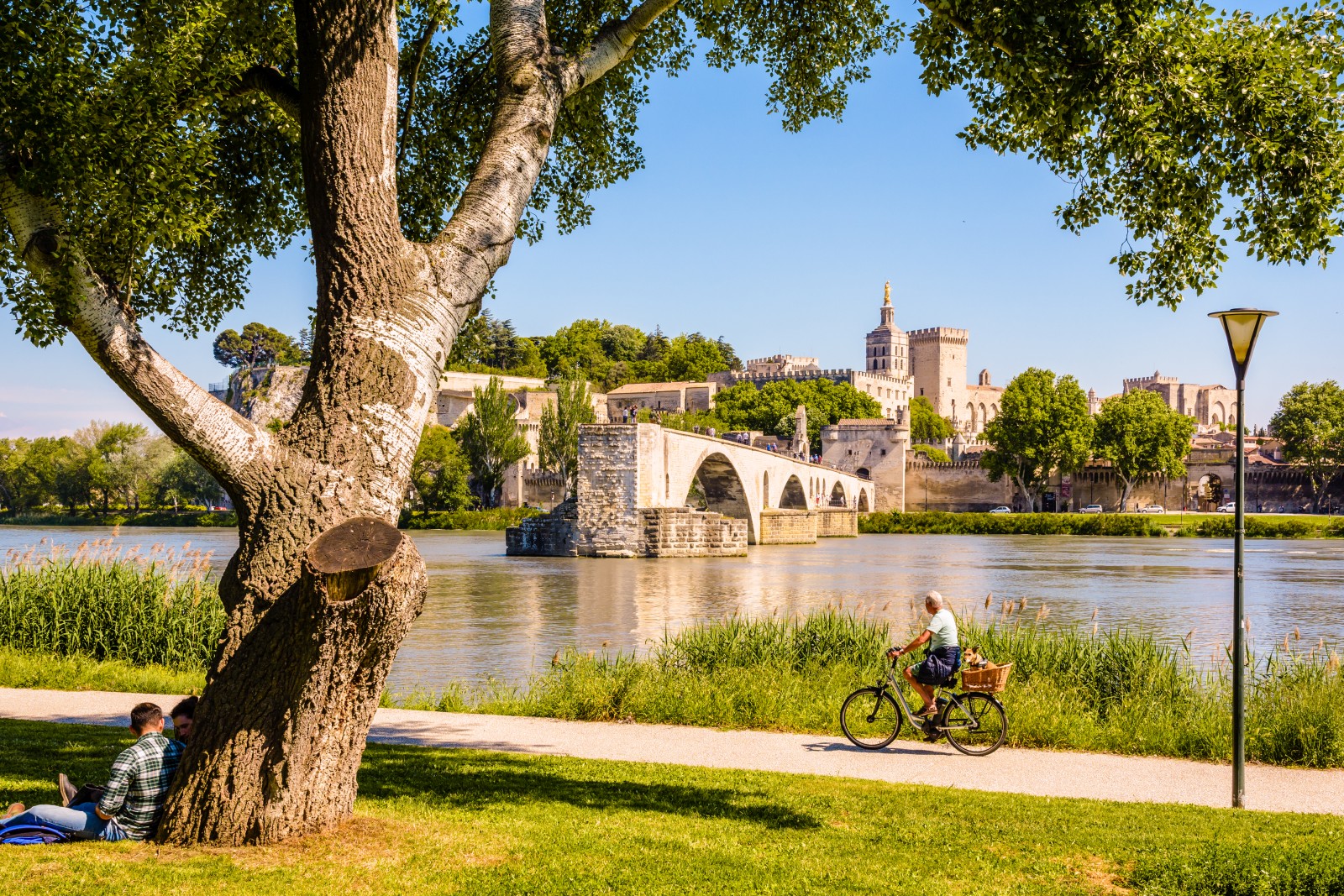 Viele Teile der Provence eignen sich hervorragend für eine Fahrradtour.