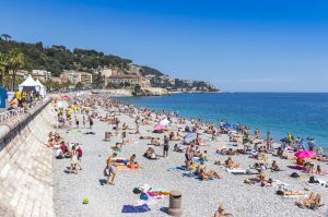 So voll wie hier in Nizza vor einigen Jahren wird es an den Stränden der Provence in nächster Zeit wohl nicht werden.