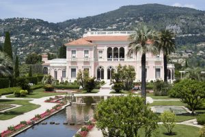 Erbaut wurde die Villa Ephrussi für die Baronesse Béatrice de Rothschild.